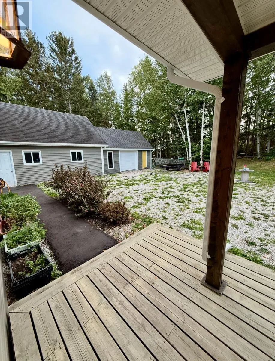 8 - 10 Riverview Place