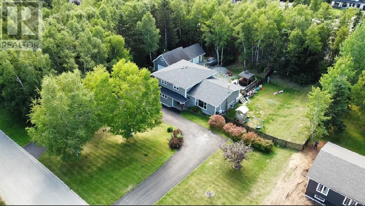8 - 10 Riverview Place