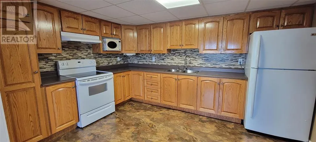 10 Crestview Heights