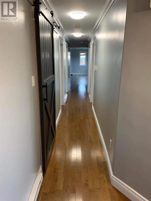 10 Crestview Heights