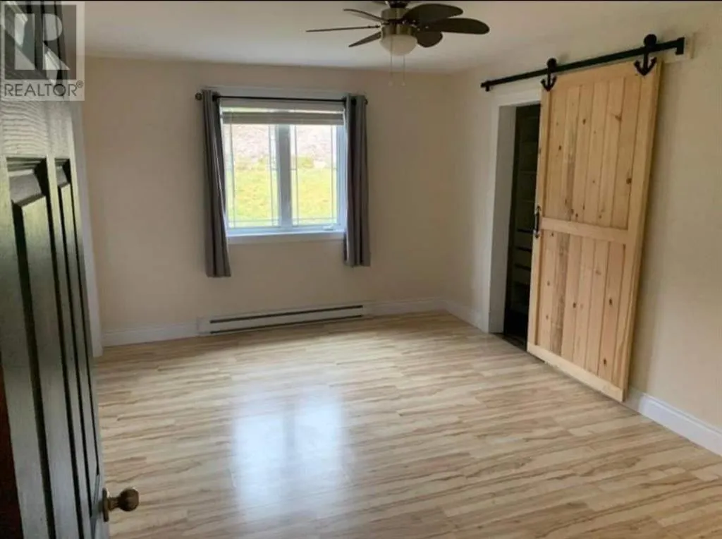 10 Crestview Heights