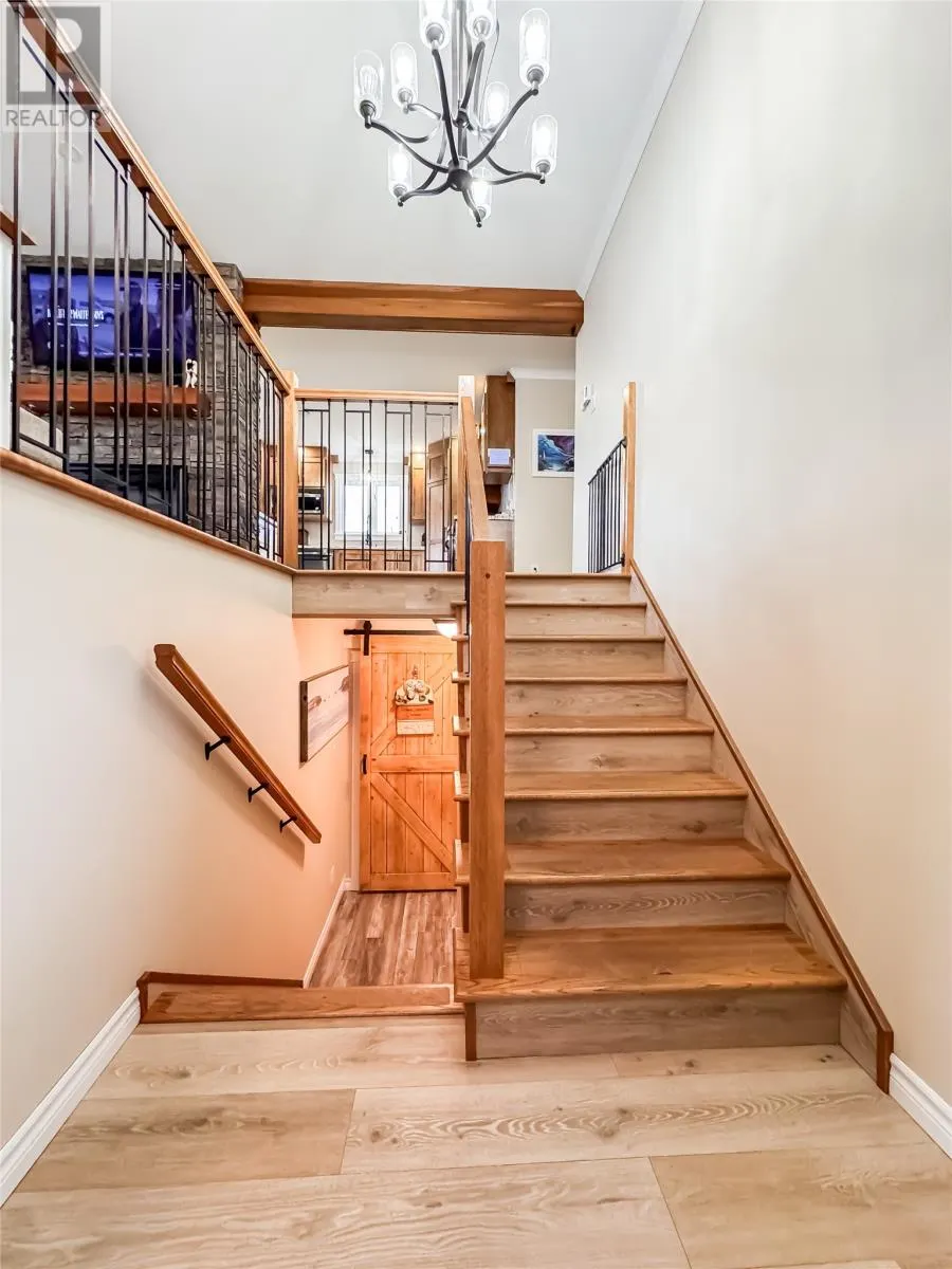 445A Main Street