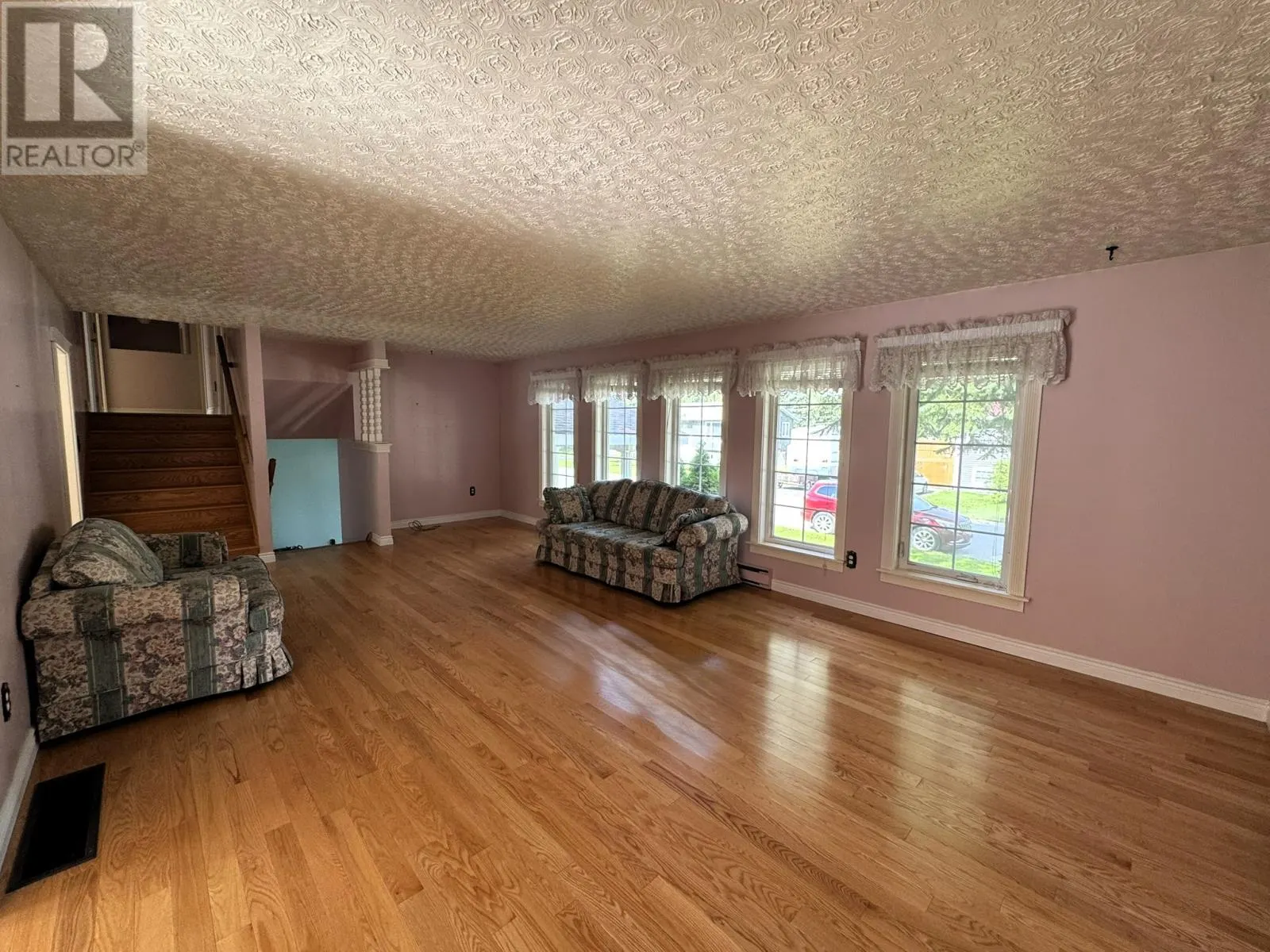 12 Mountain Vale Park