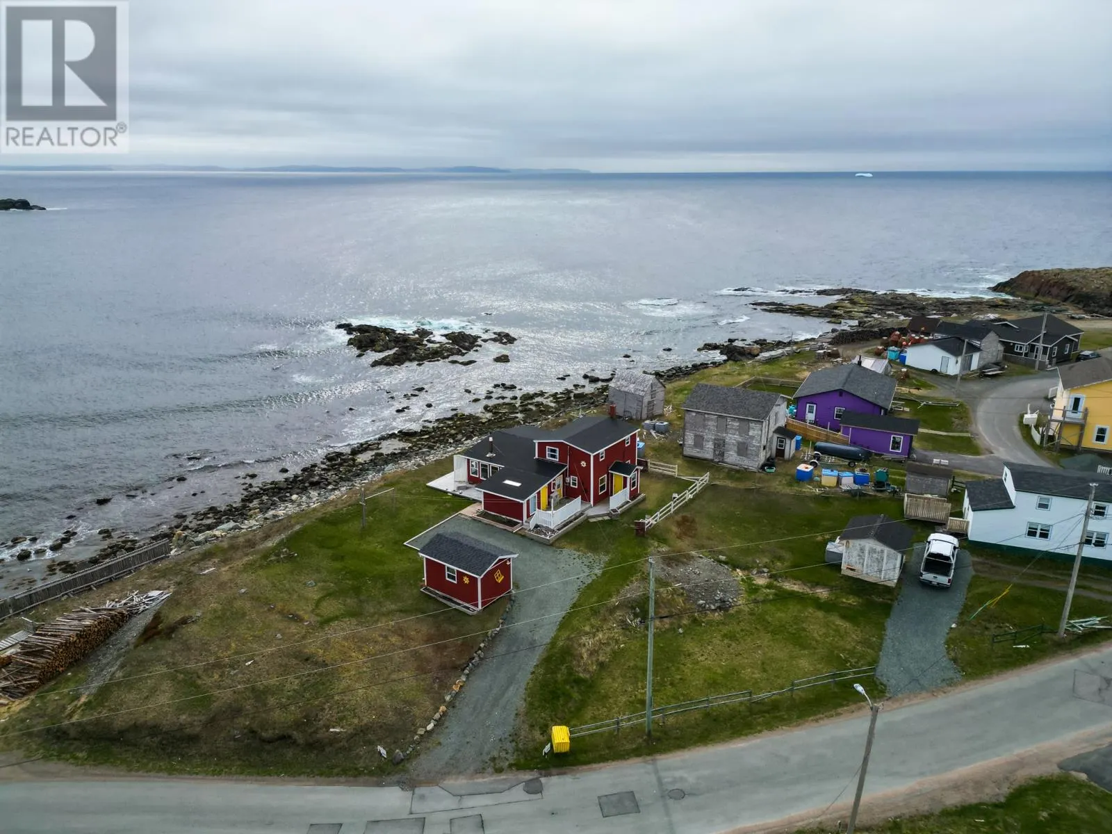 122-124 Red Point Road