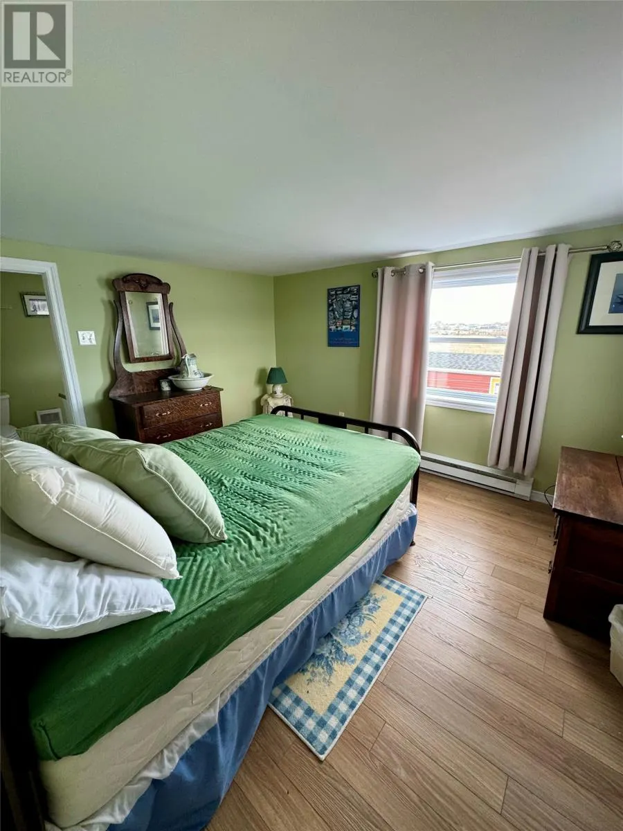 122-124 Red Point Road