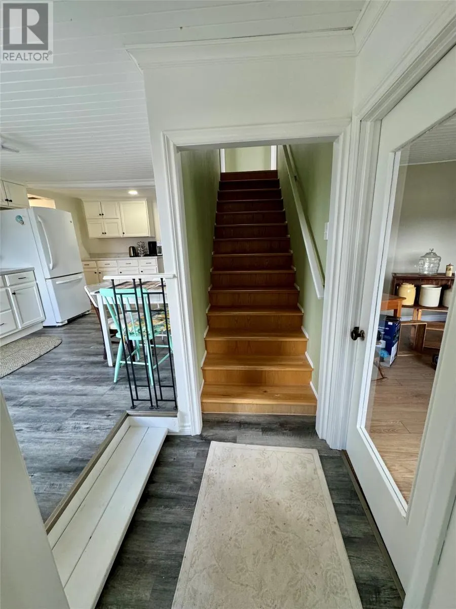 122-124 Red Point Road