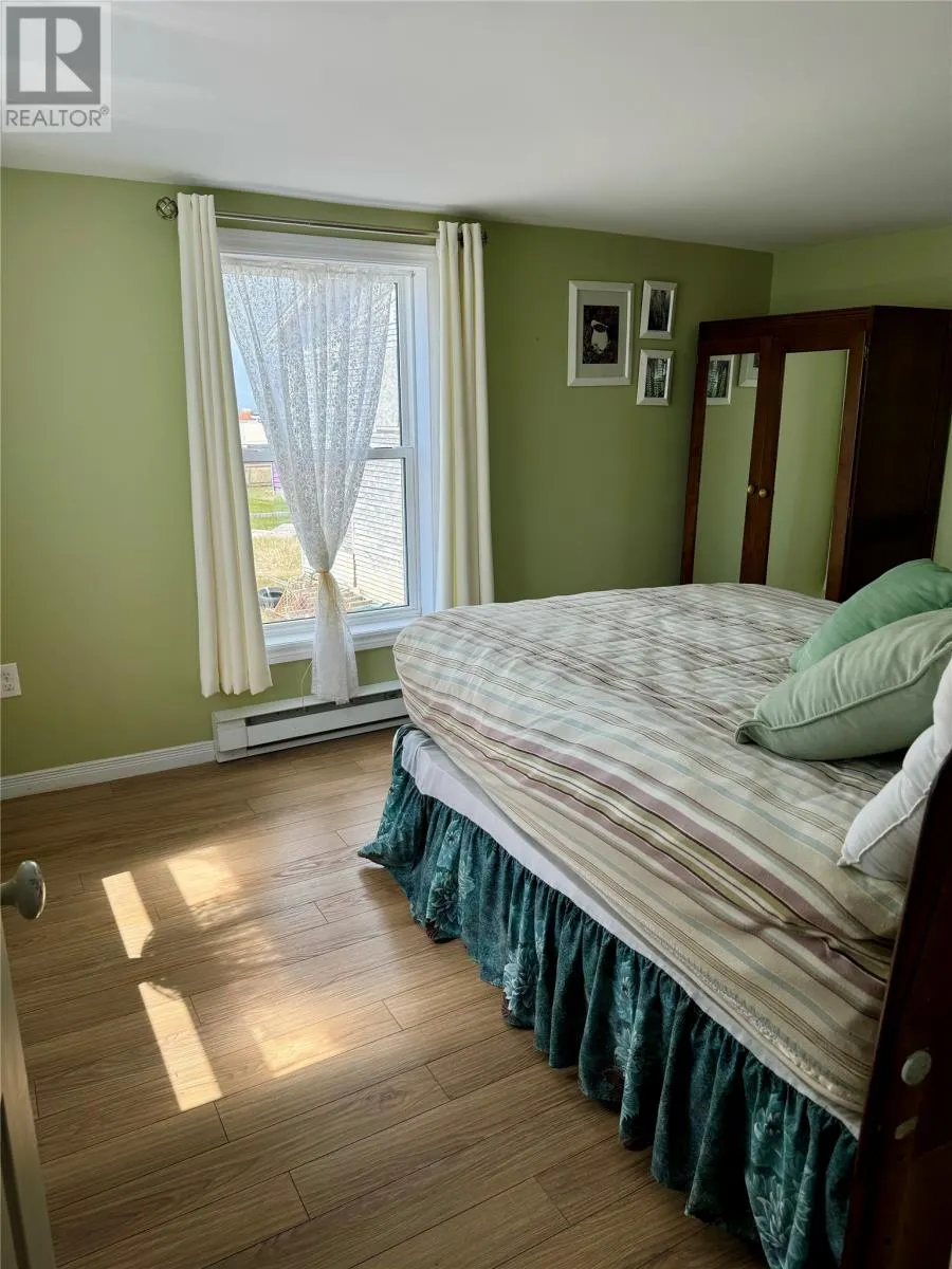 122-124 Red Point Road