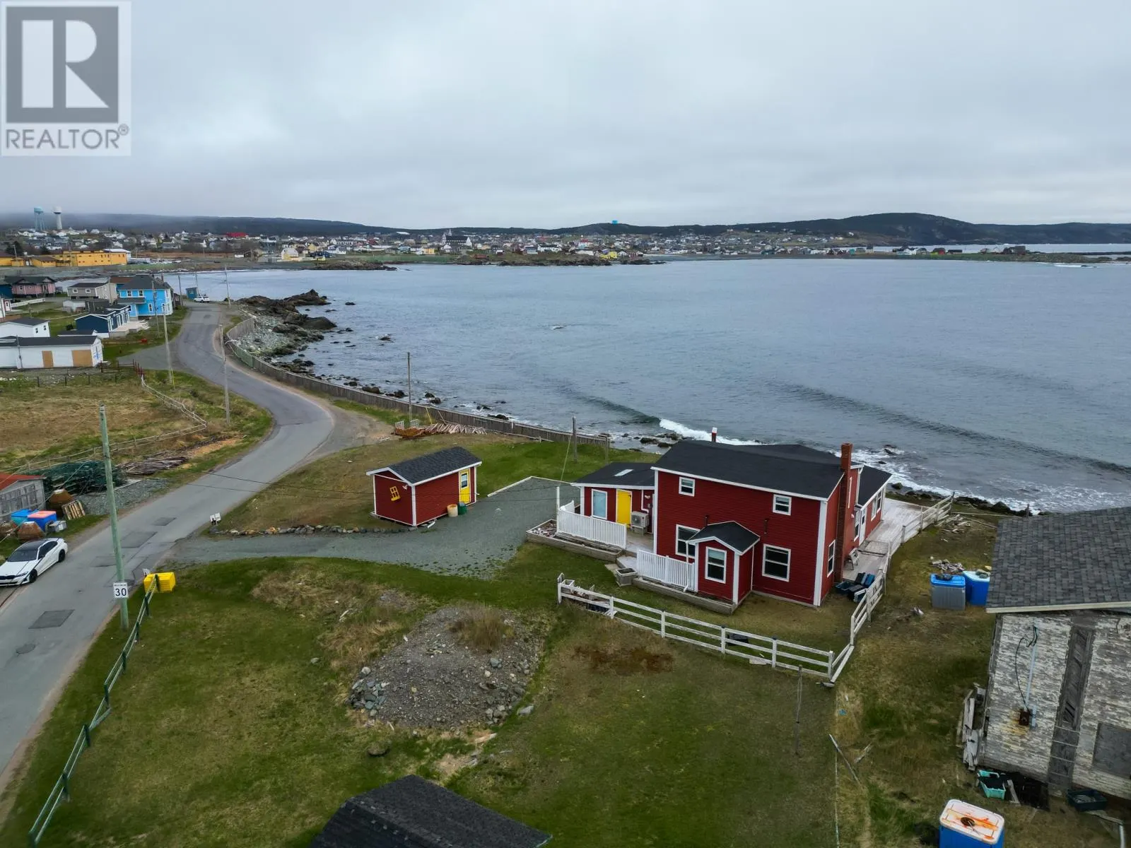 122-124 Red Point Road