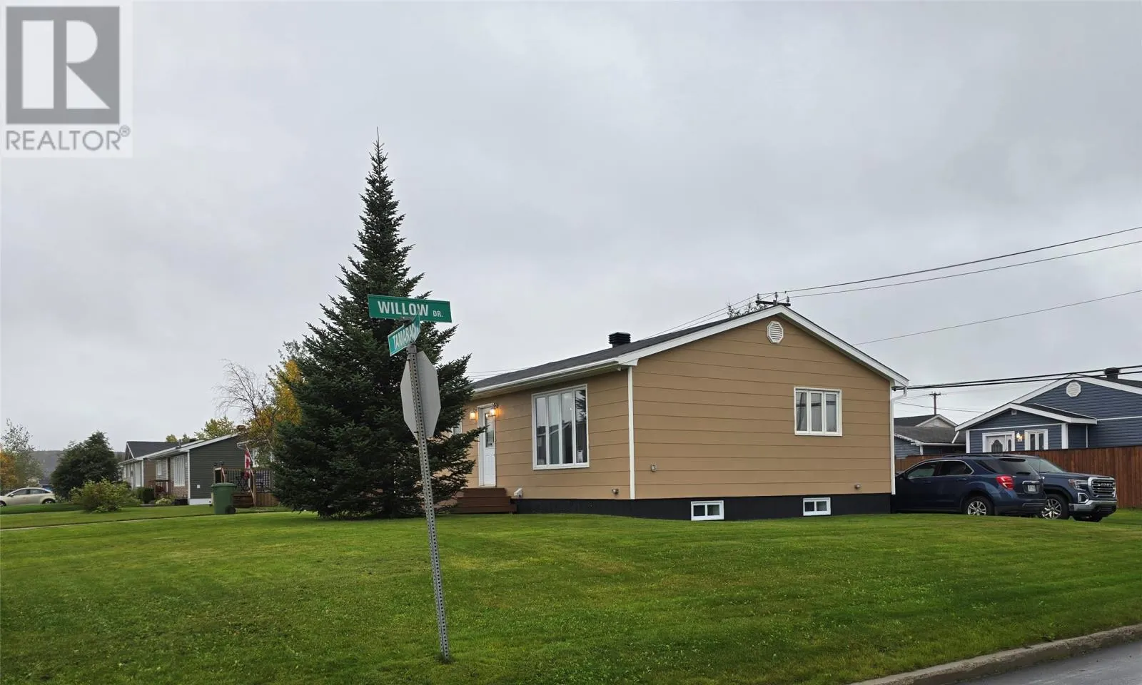 717 Tamarack Drive