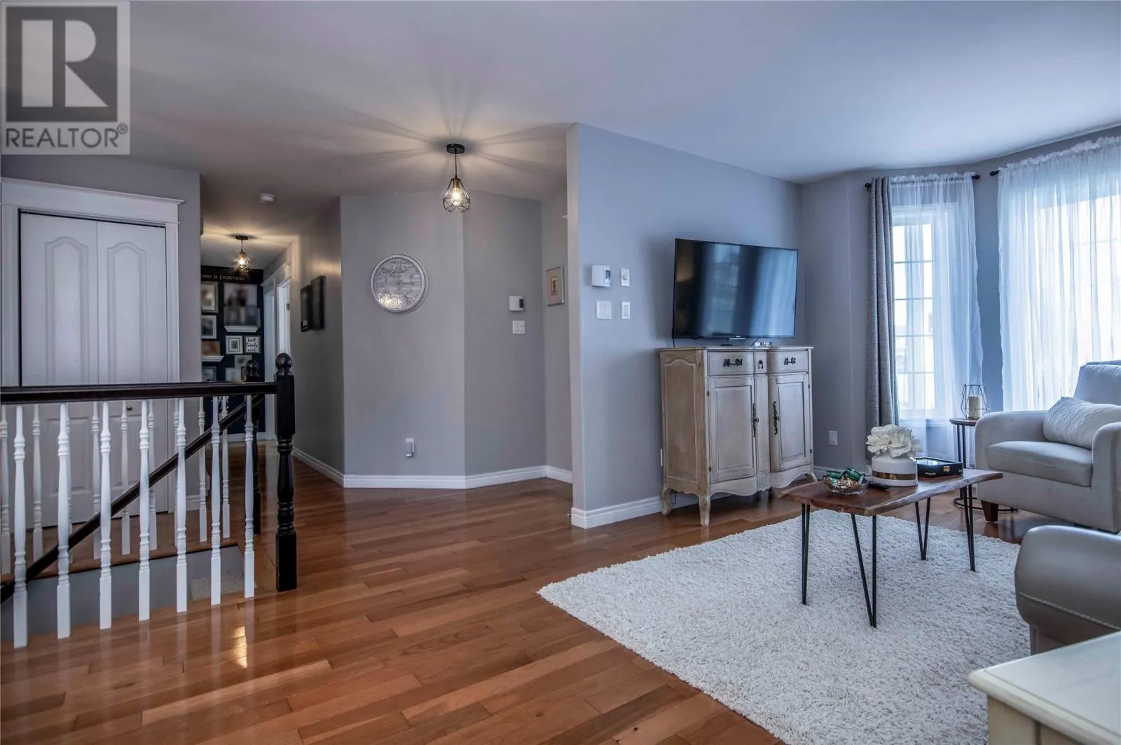 11 Parkview Crescent