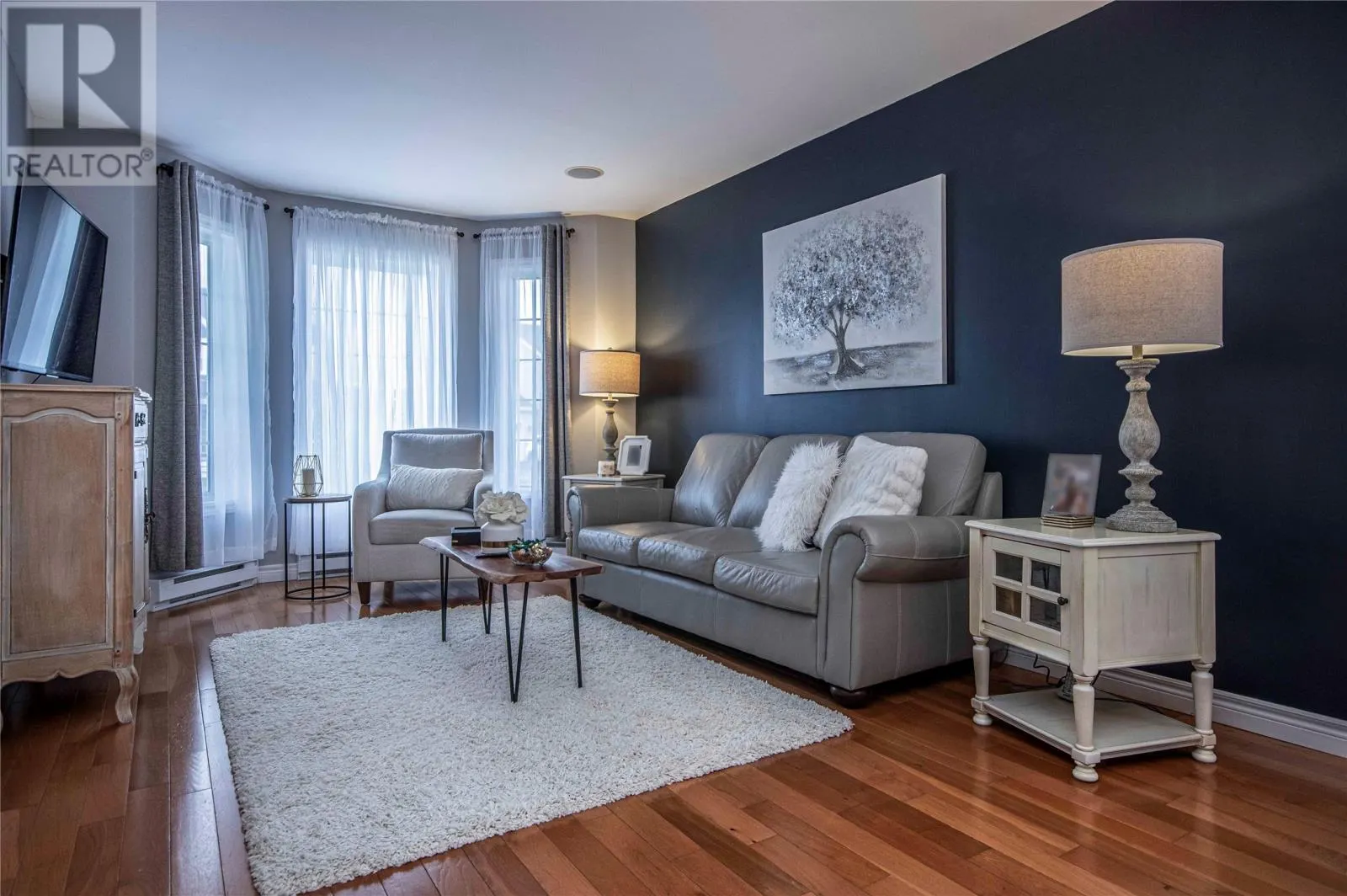 11 Parkview Crescent