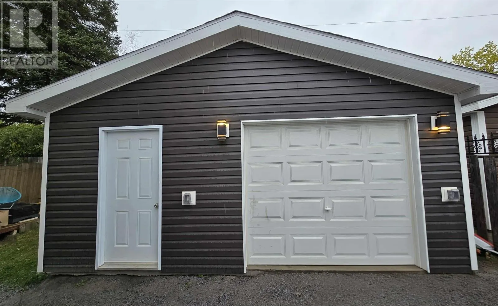 129 Cabot Crescent
