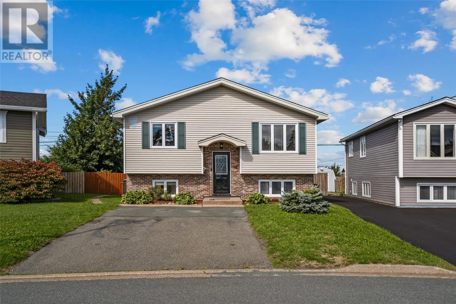 39 McGrath Crescent