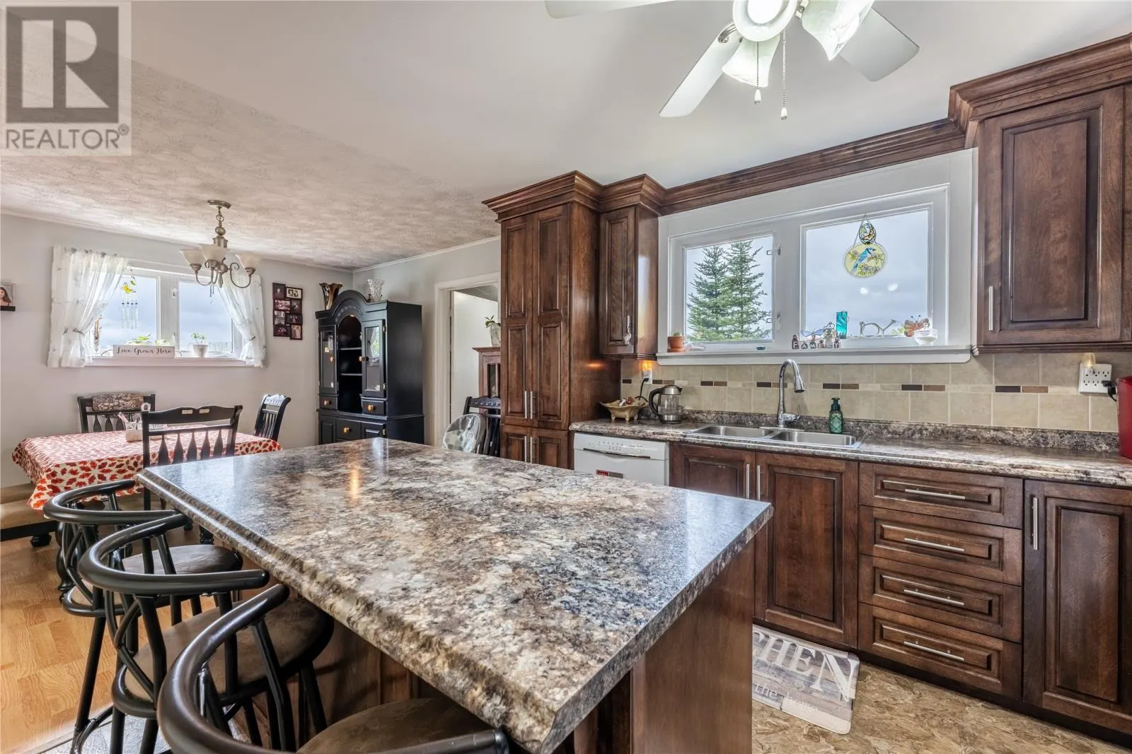 11 Irving Drive