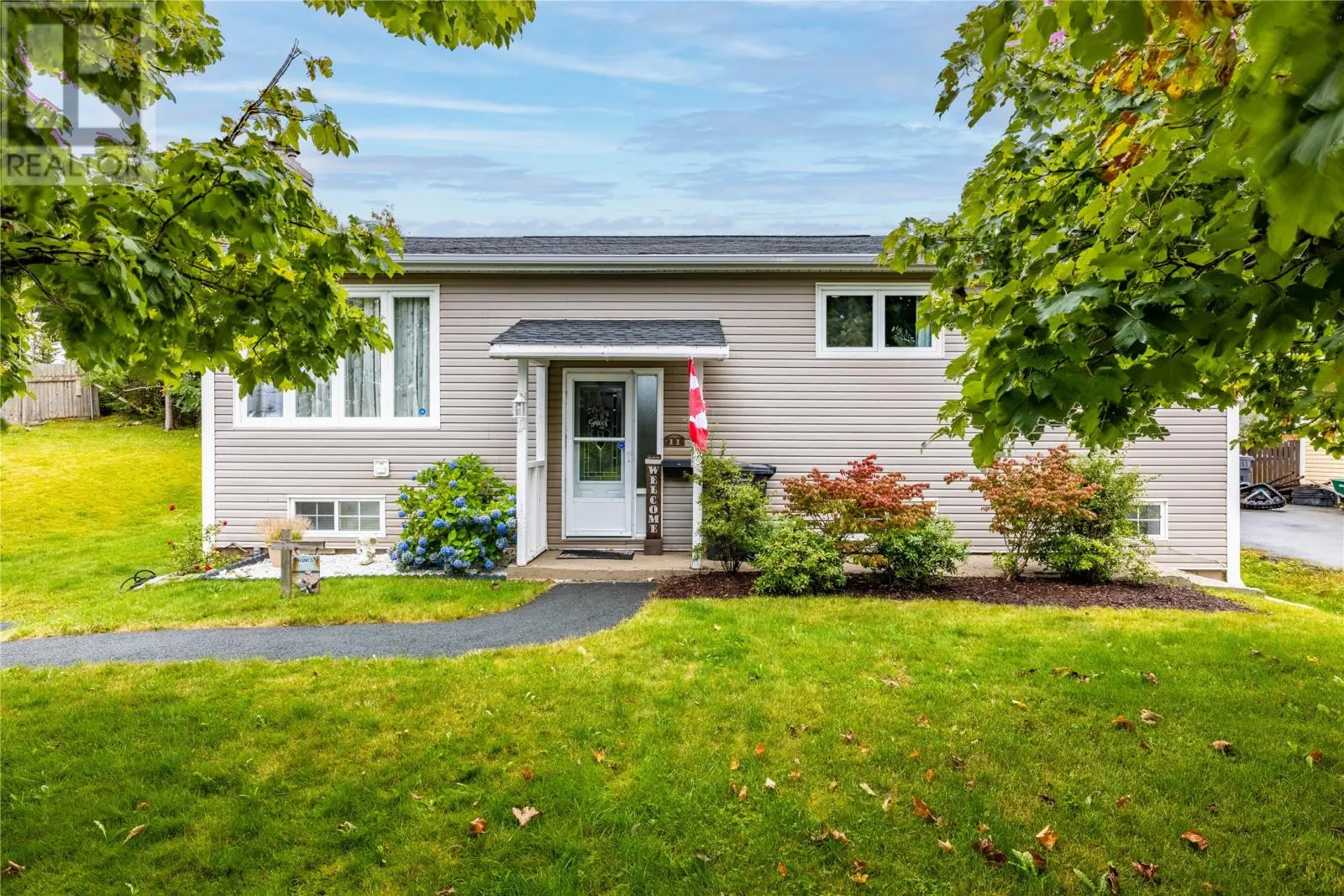 11 Irving Drive