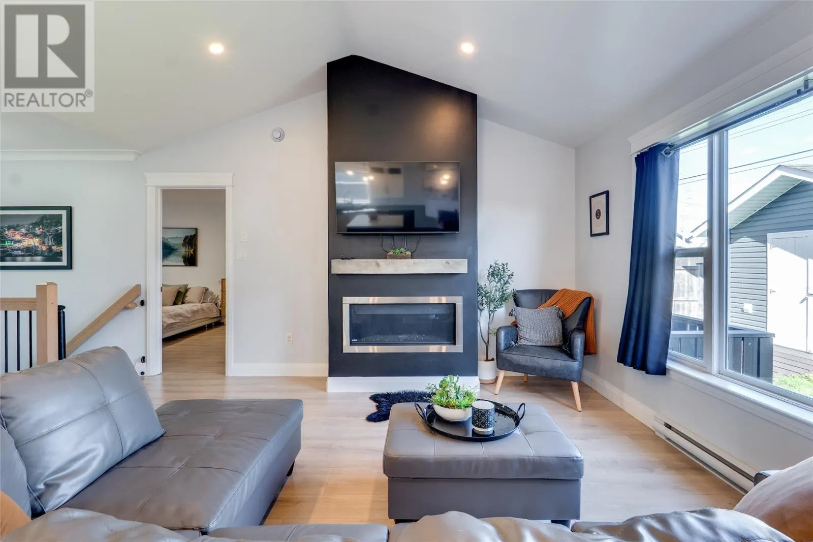 127 Diamond Marsh Drive