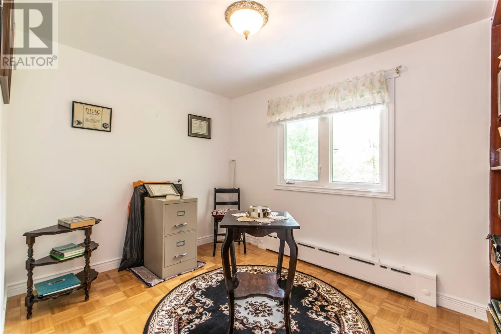 6 Donegal Place