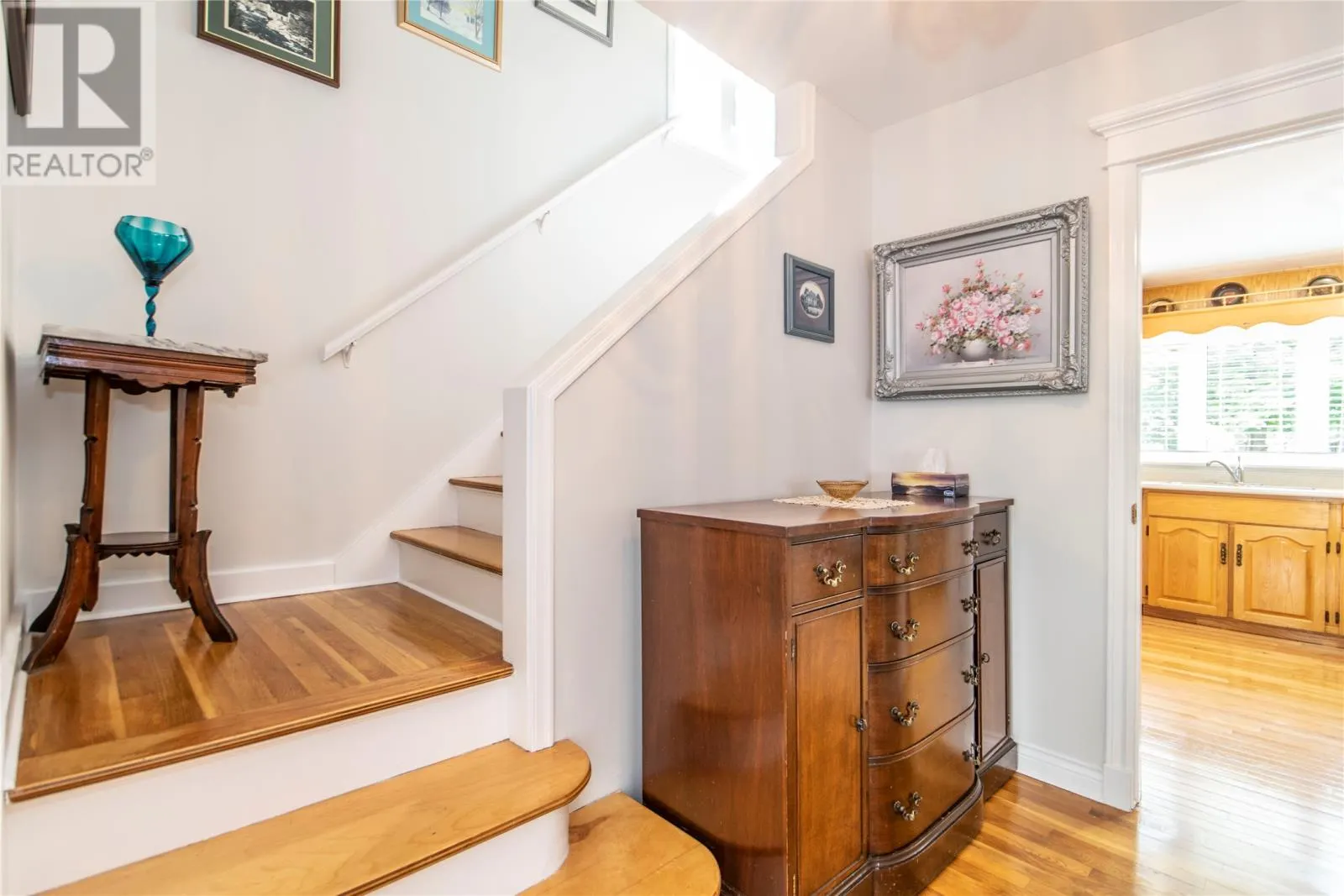 6 Donegal Place