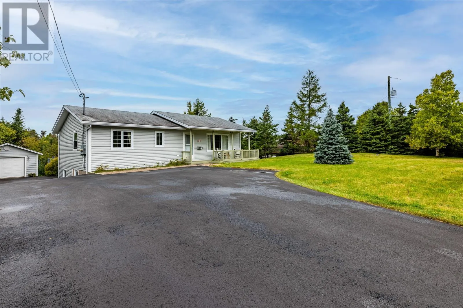 6 Coniferous Road