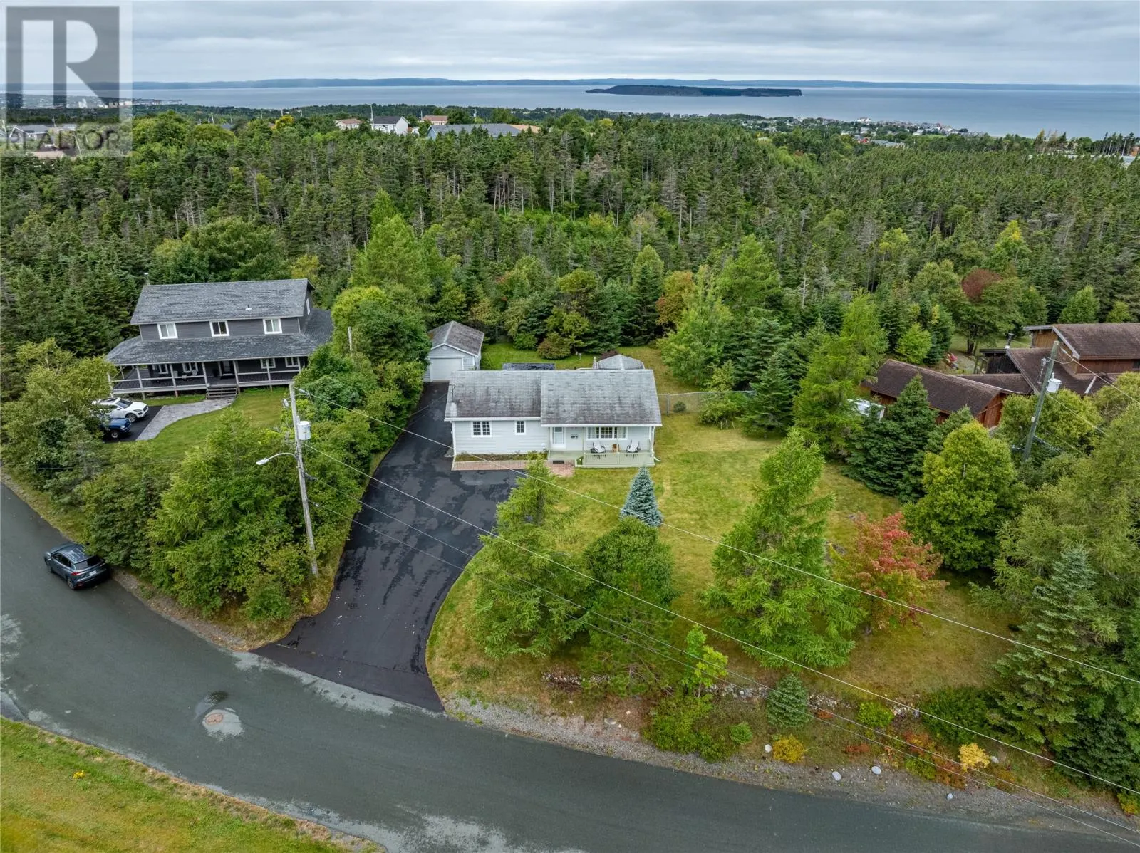 6 Coniferous Road