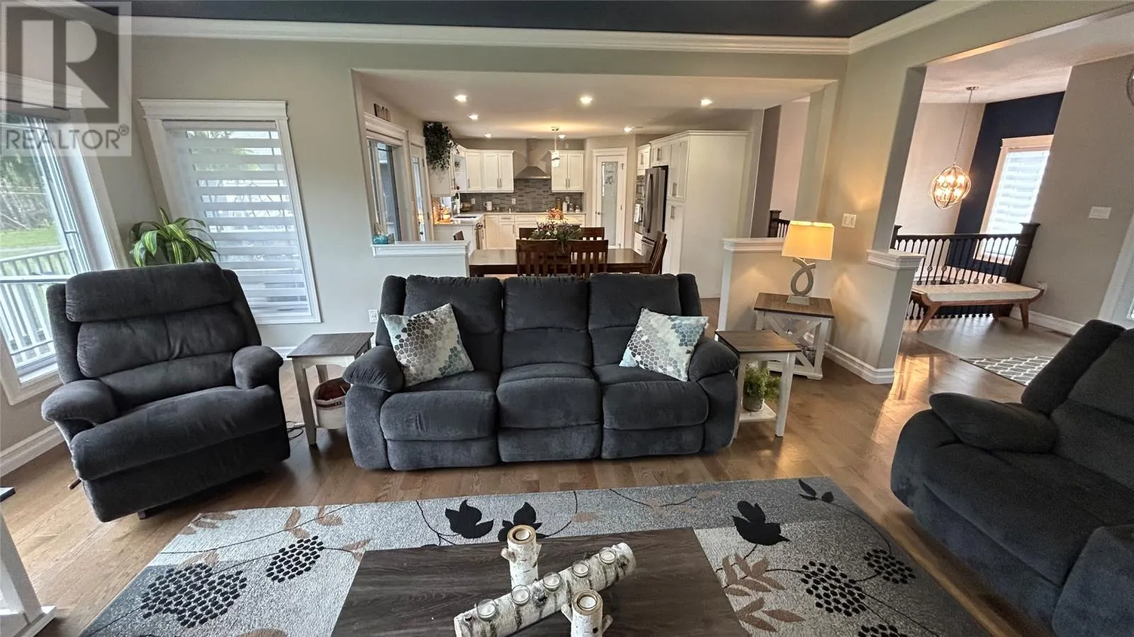 13 - 15 Simon Drive