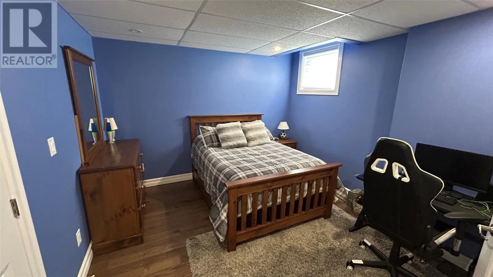 13 - 15 Simon Drive