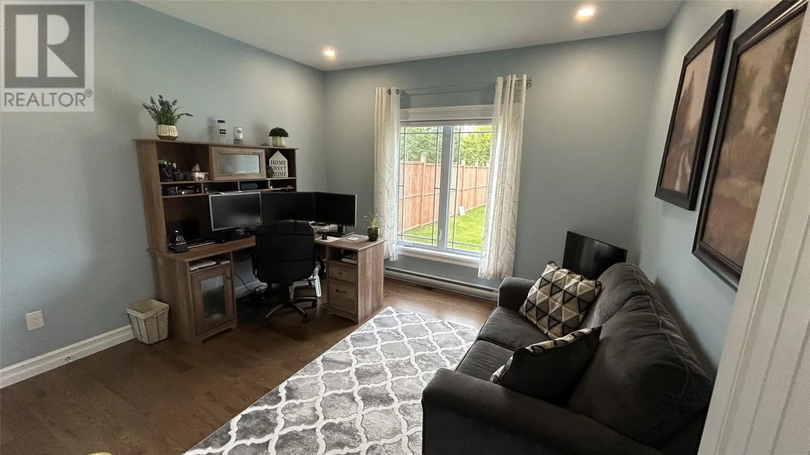 13 - 15 Simon Drive