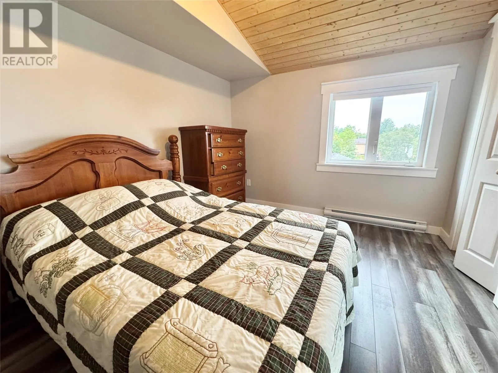 105 Bob Clark Drive