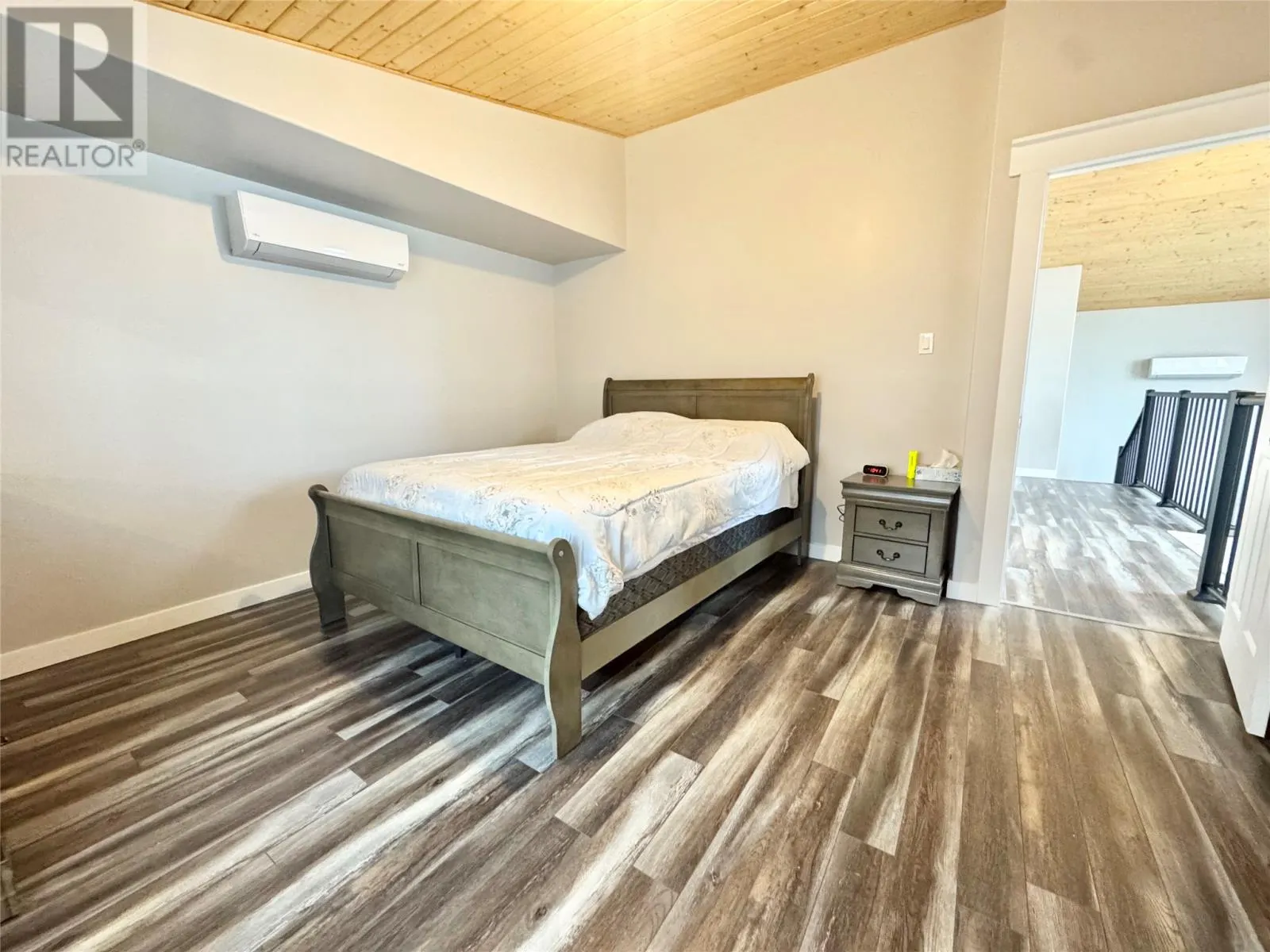 105 Bob Clark Drive