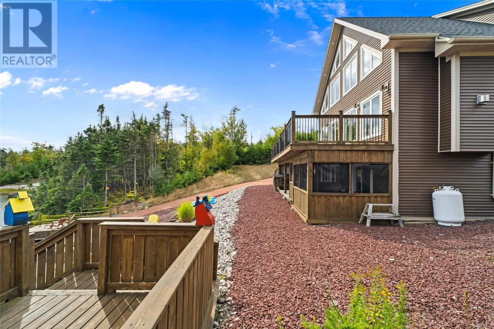 6 Tuscany Place