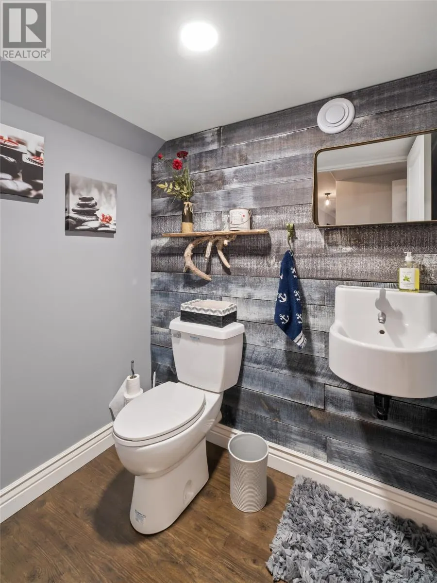 6 Tuscany Place
