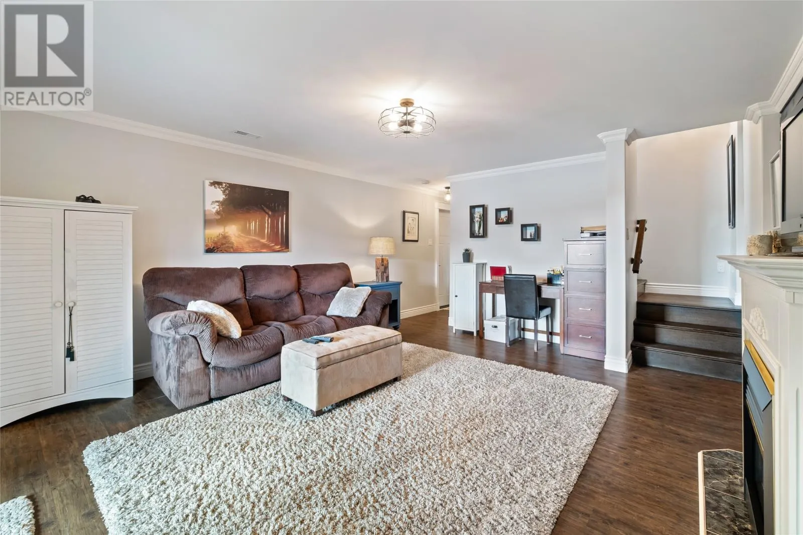 6 Tuscany Place