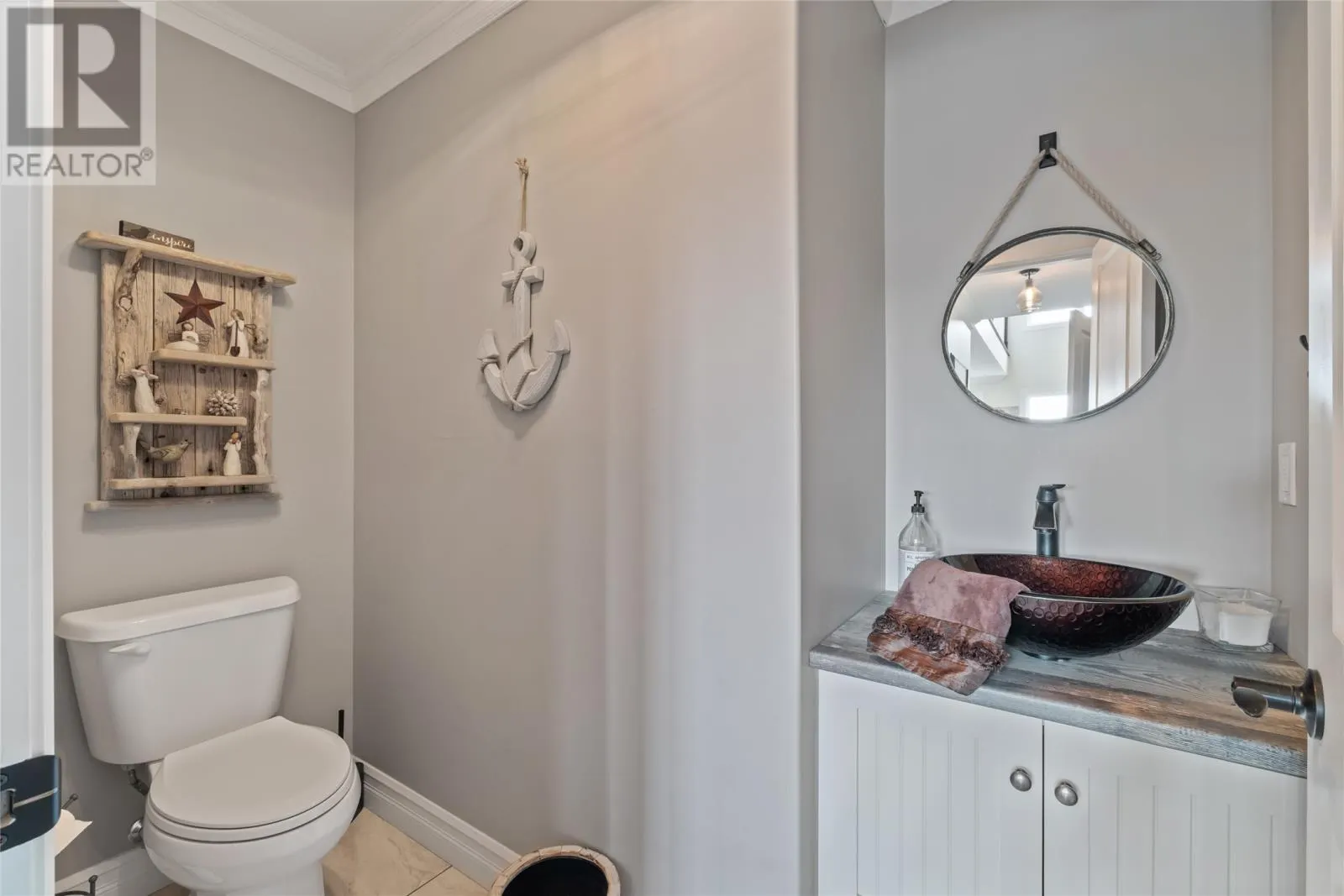 6 Tuscany Place
