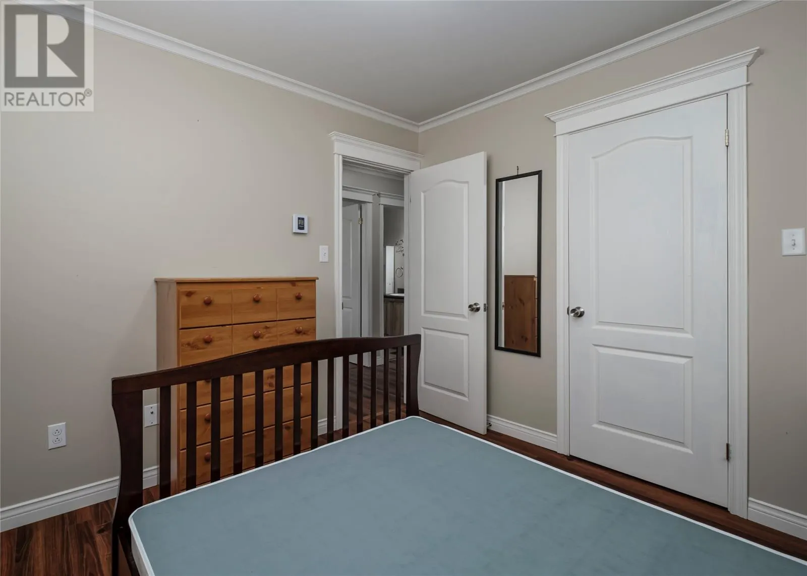 6-8 Port Anne Heights