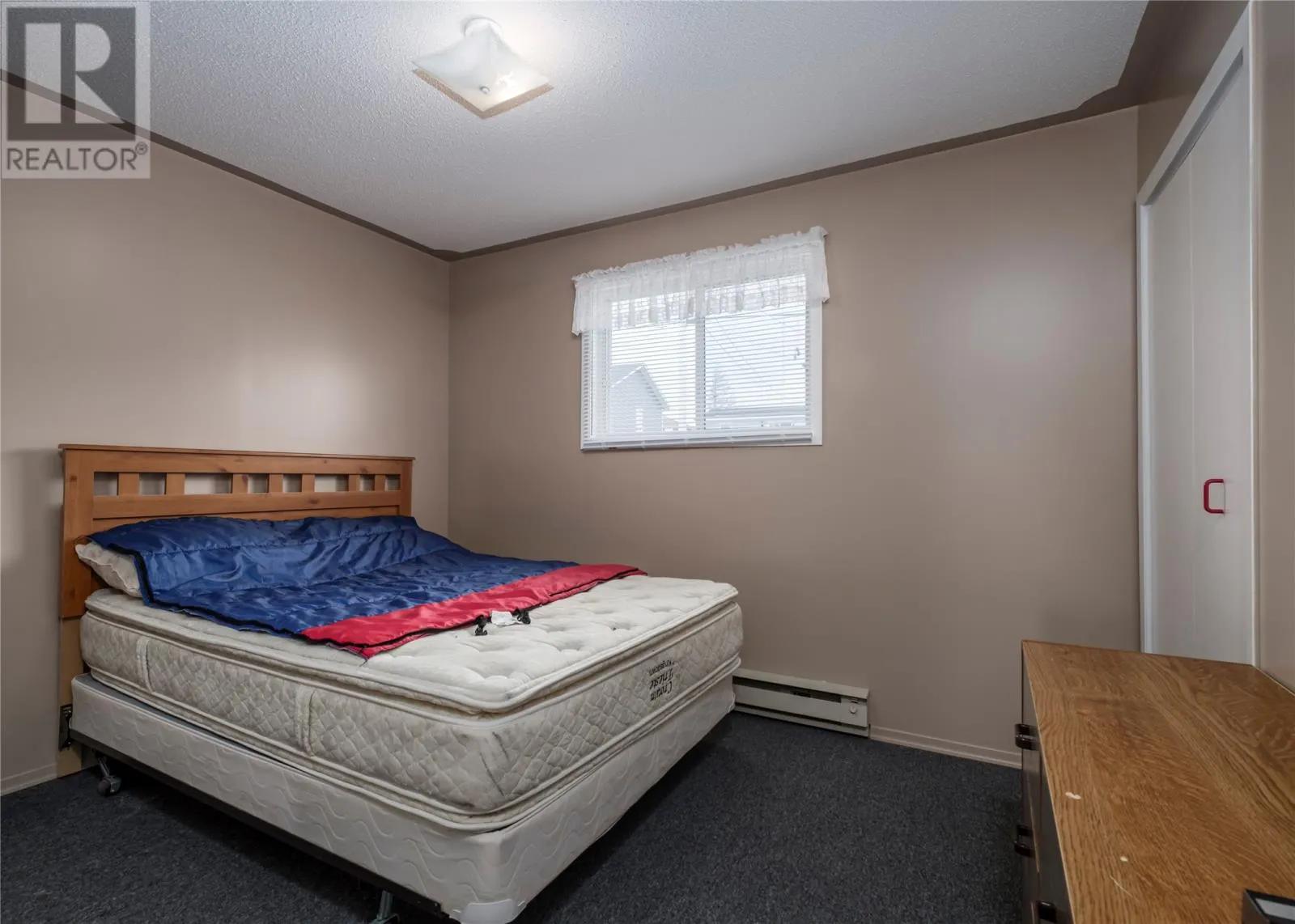 6-8 Port Anne Heights