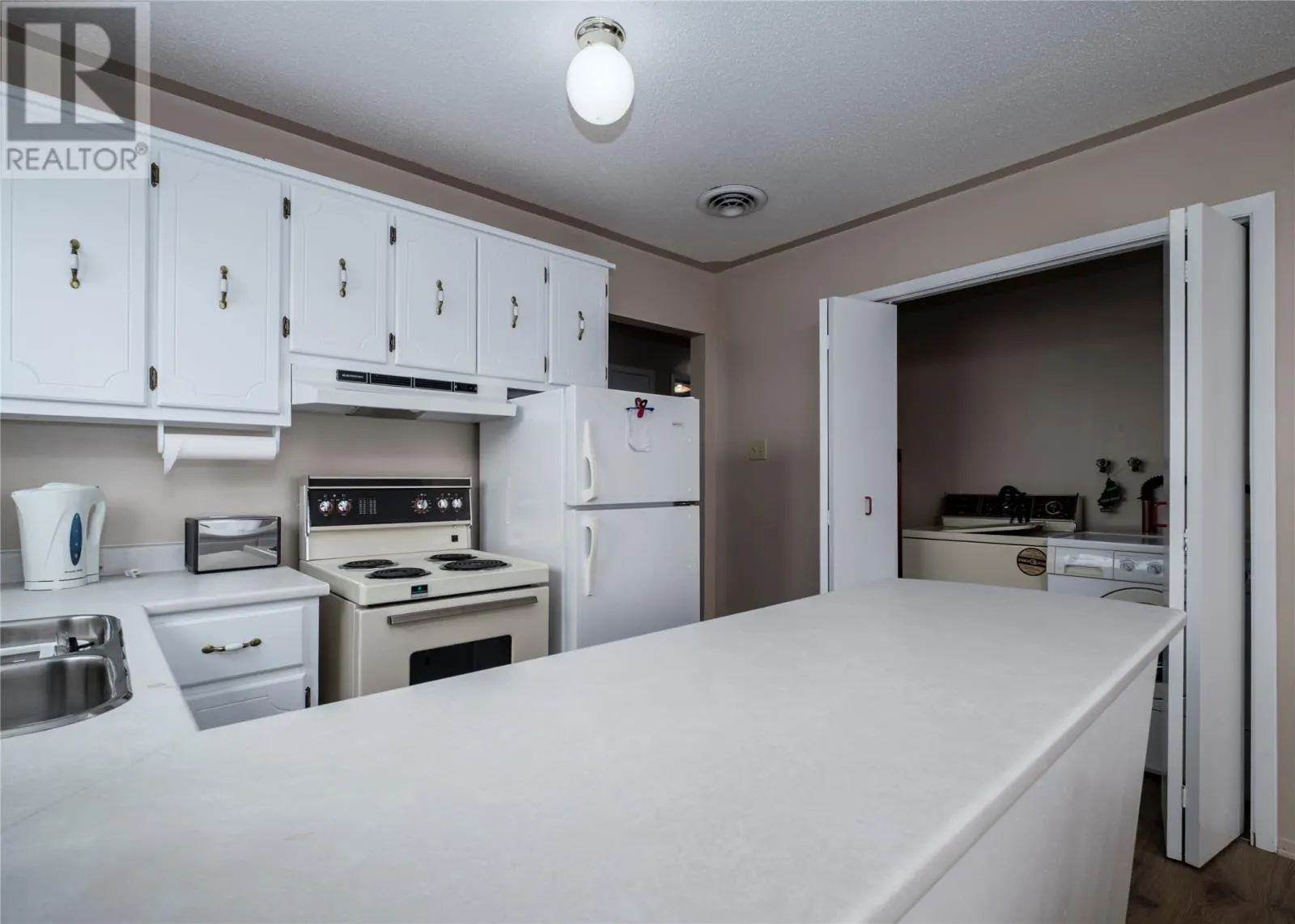 6-8 Port Anne Heights