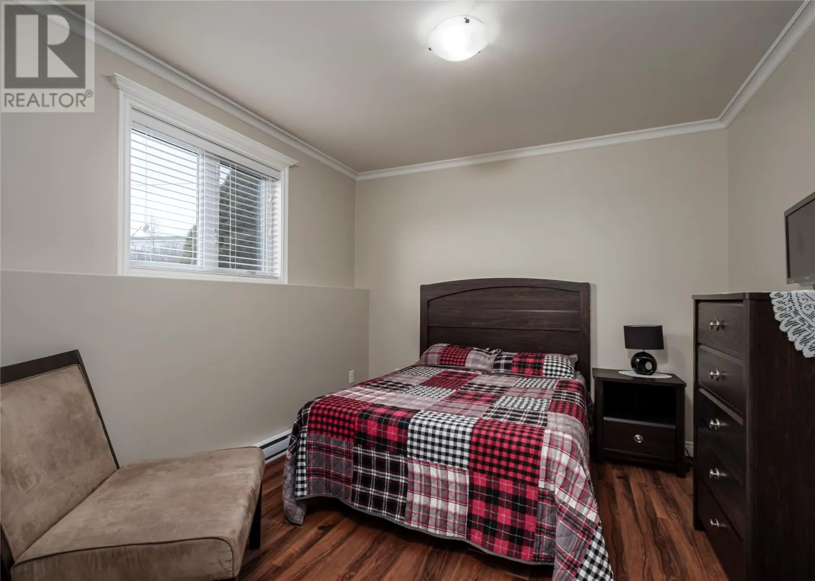 6-8 Port Anne Heights