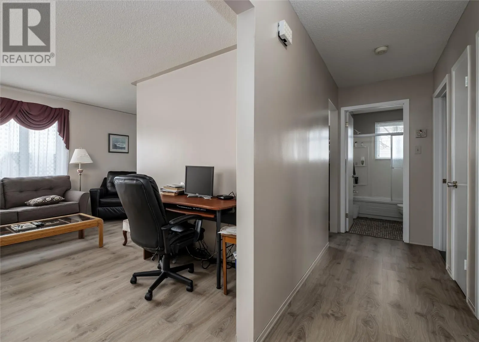6-8 Port Anne Heights