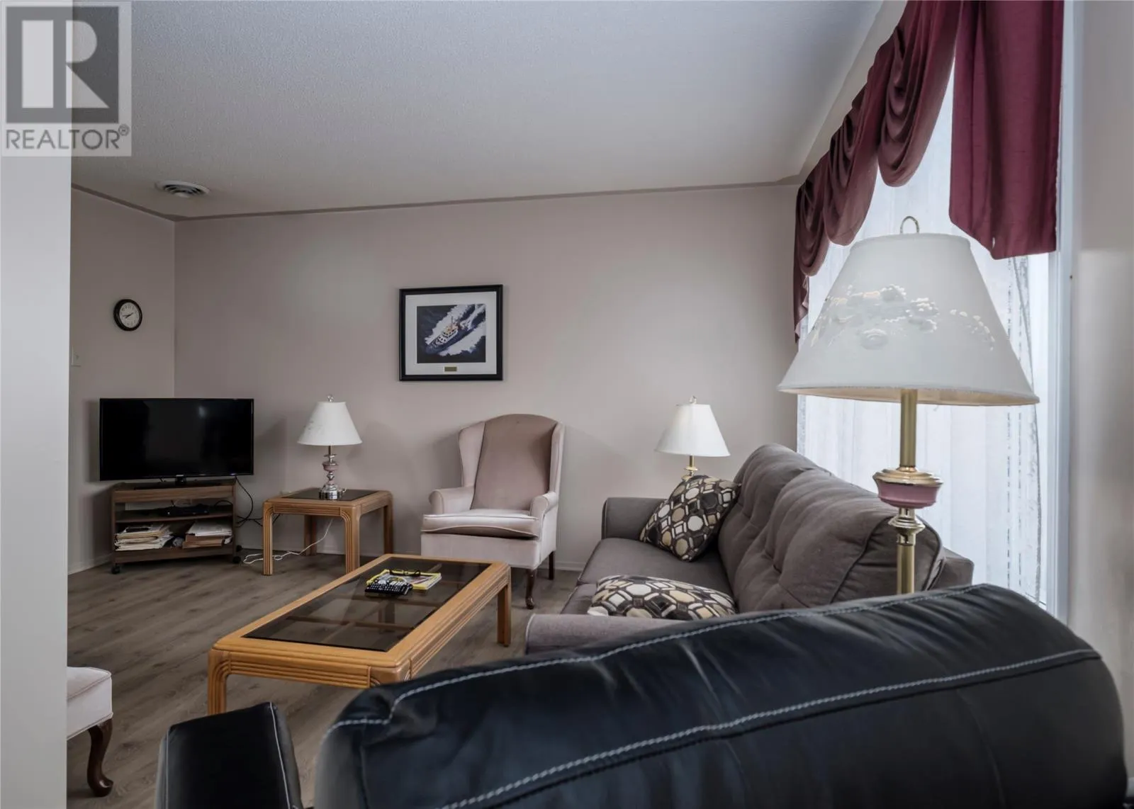 6-8 Port Anne Heights