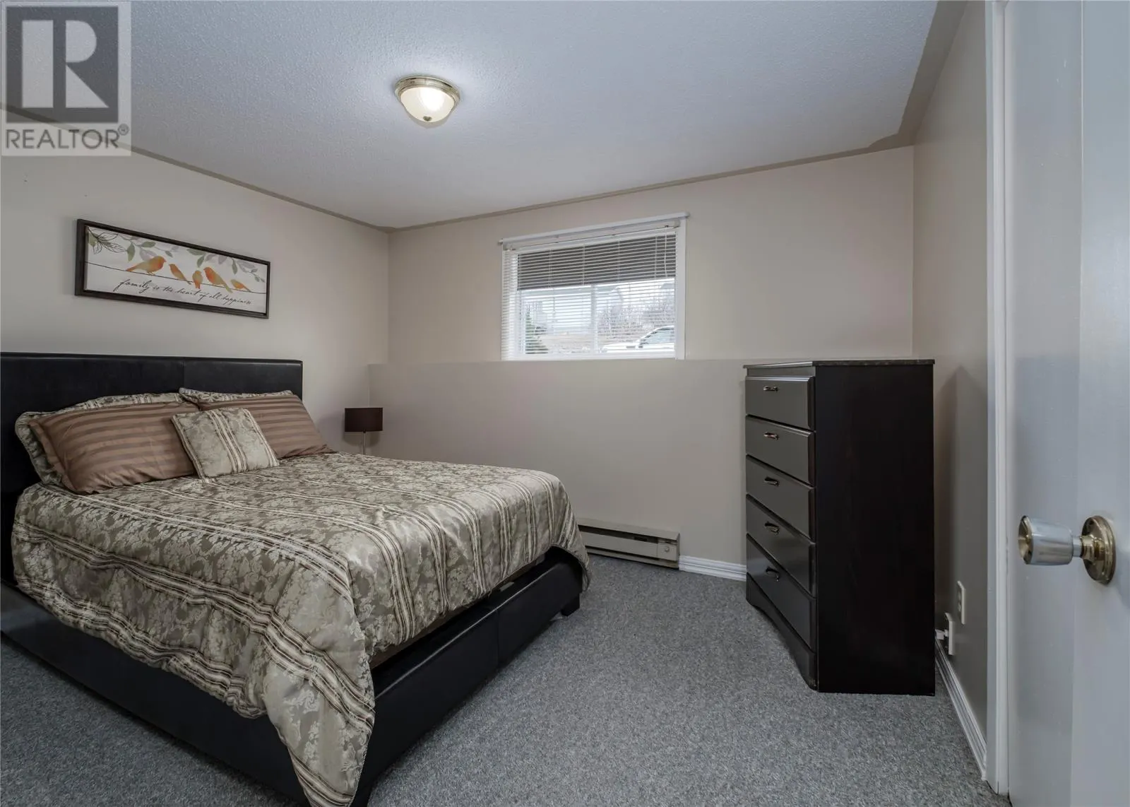 6-8 Port Anne Heights