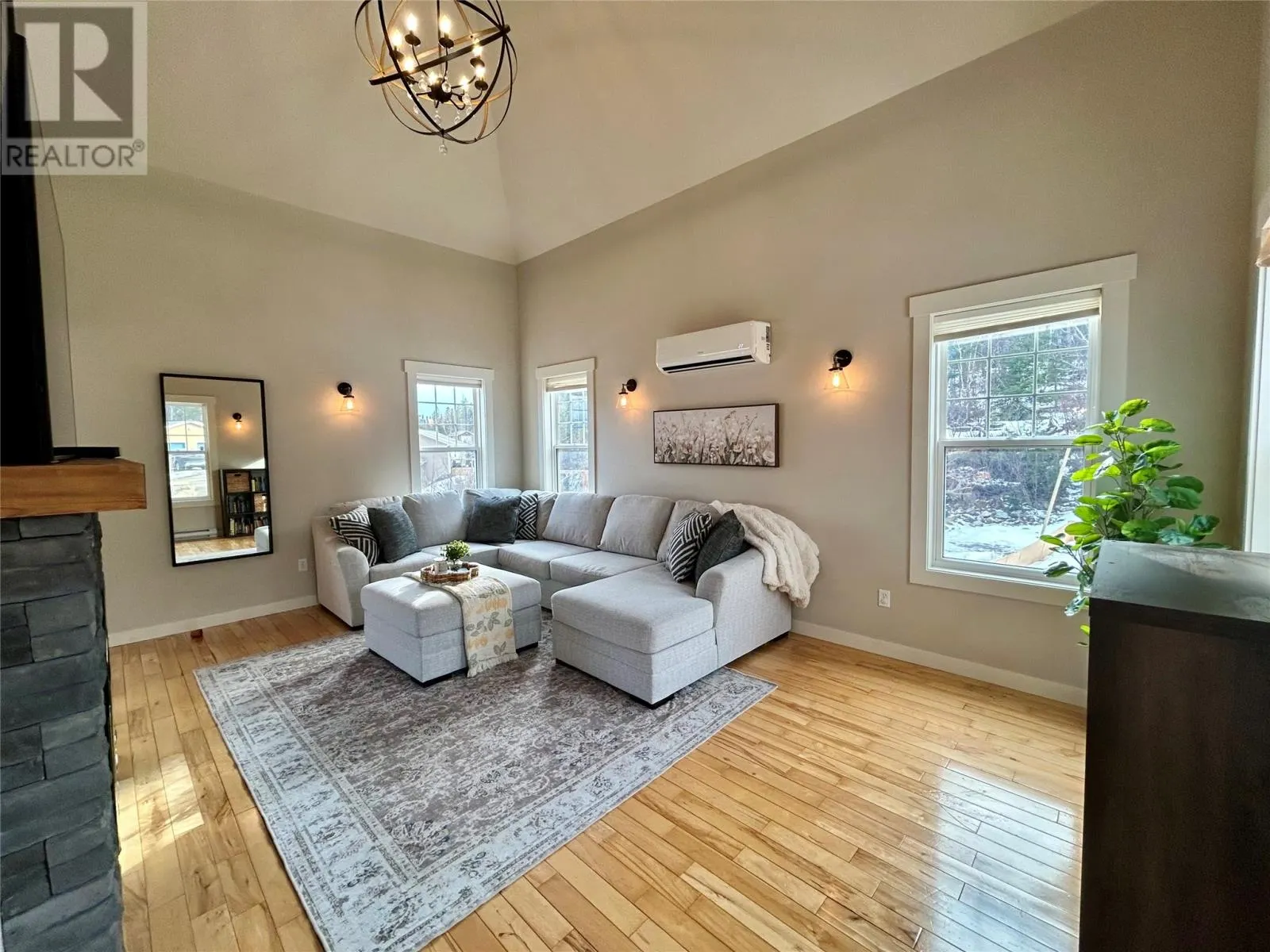 23 Hanlon Drive