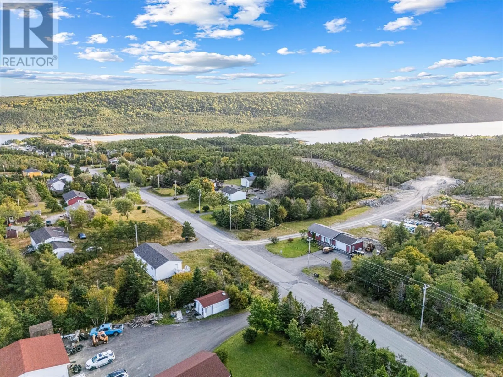 32 Fox Harbour Road