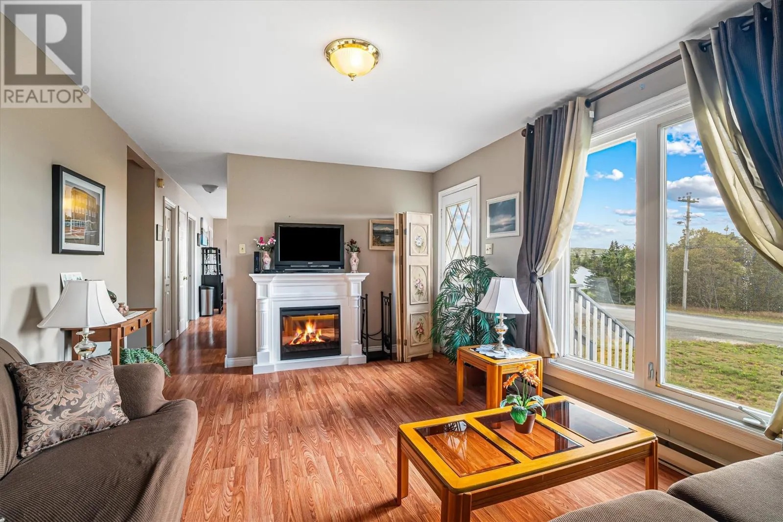 32 Fox Harbour Road