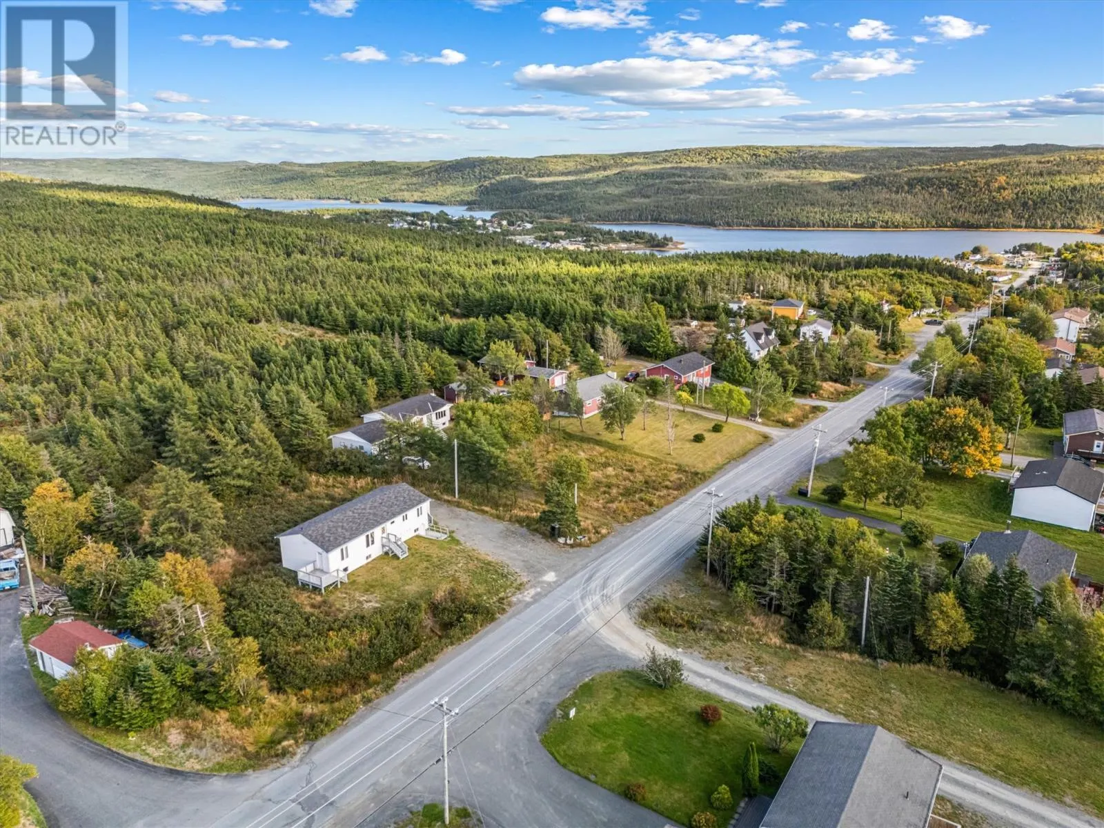 32 Fox Harbour Road
