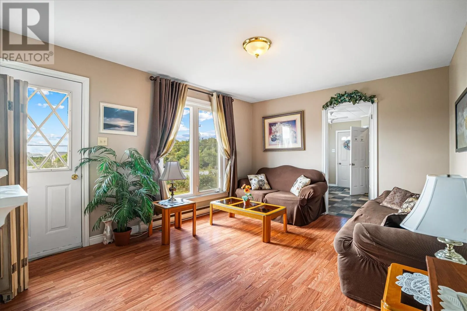 32 Fox Harbour Road