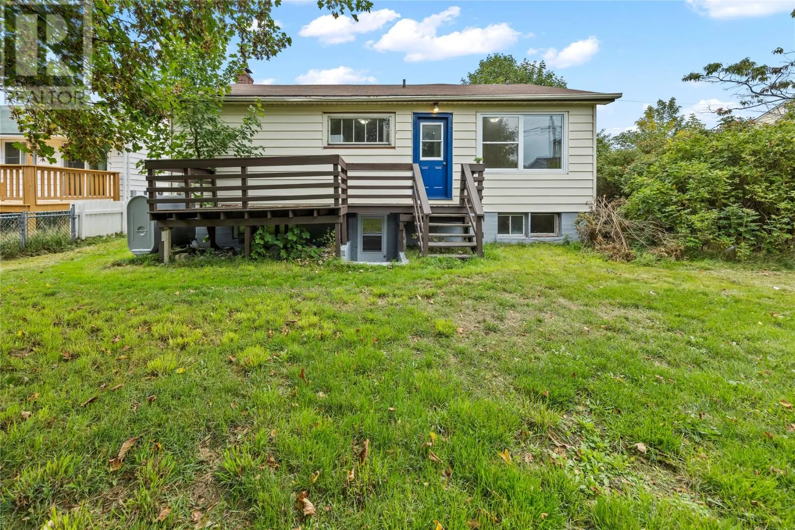 11 Anderson Avenue