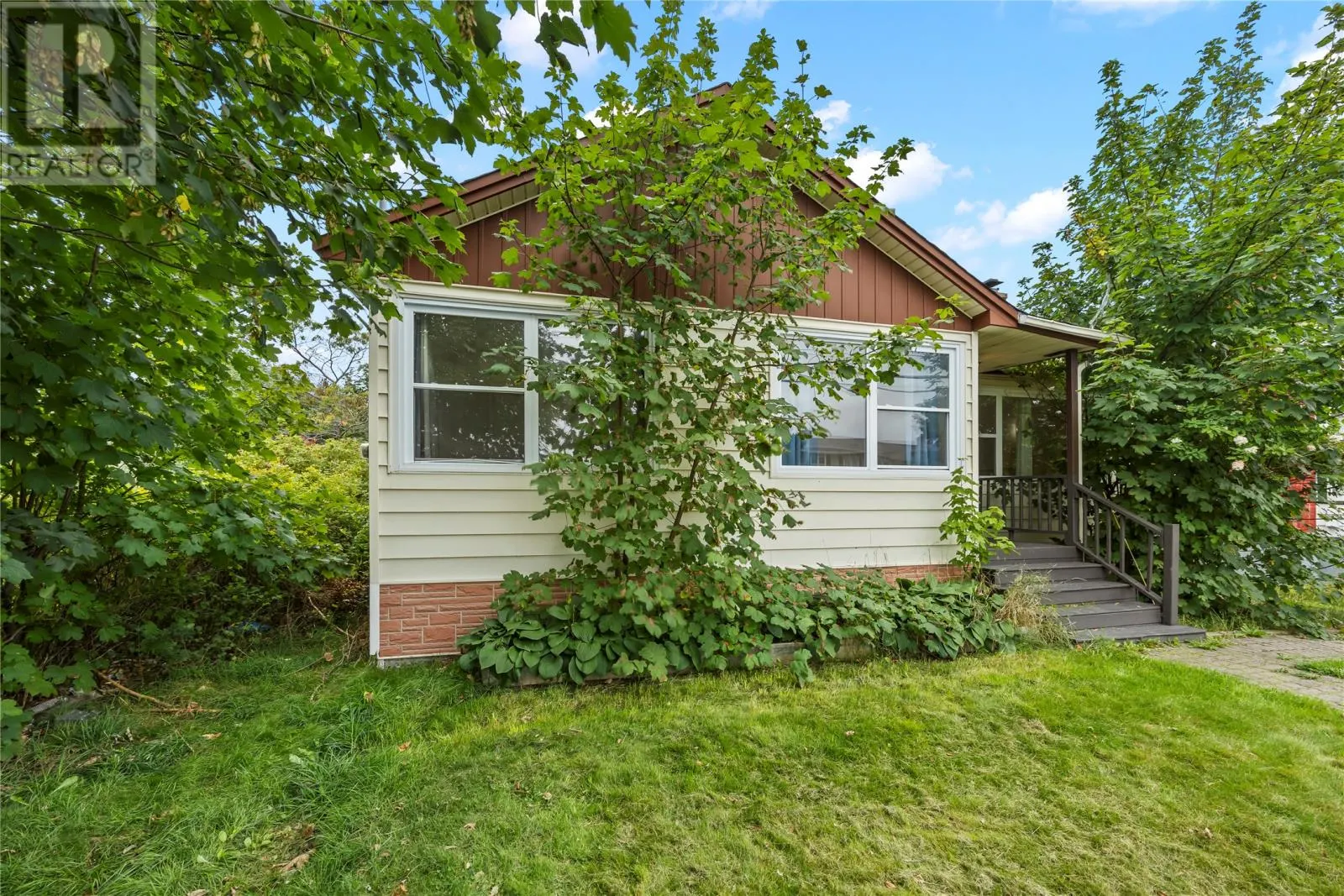 11 Anderson Avenue