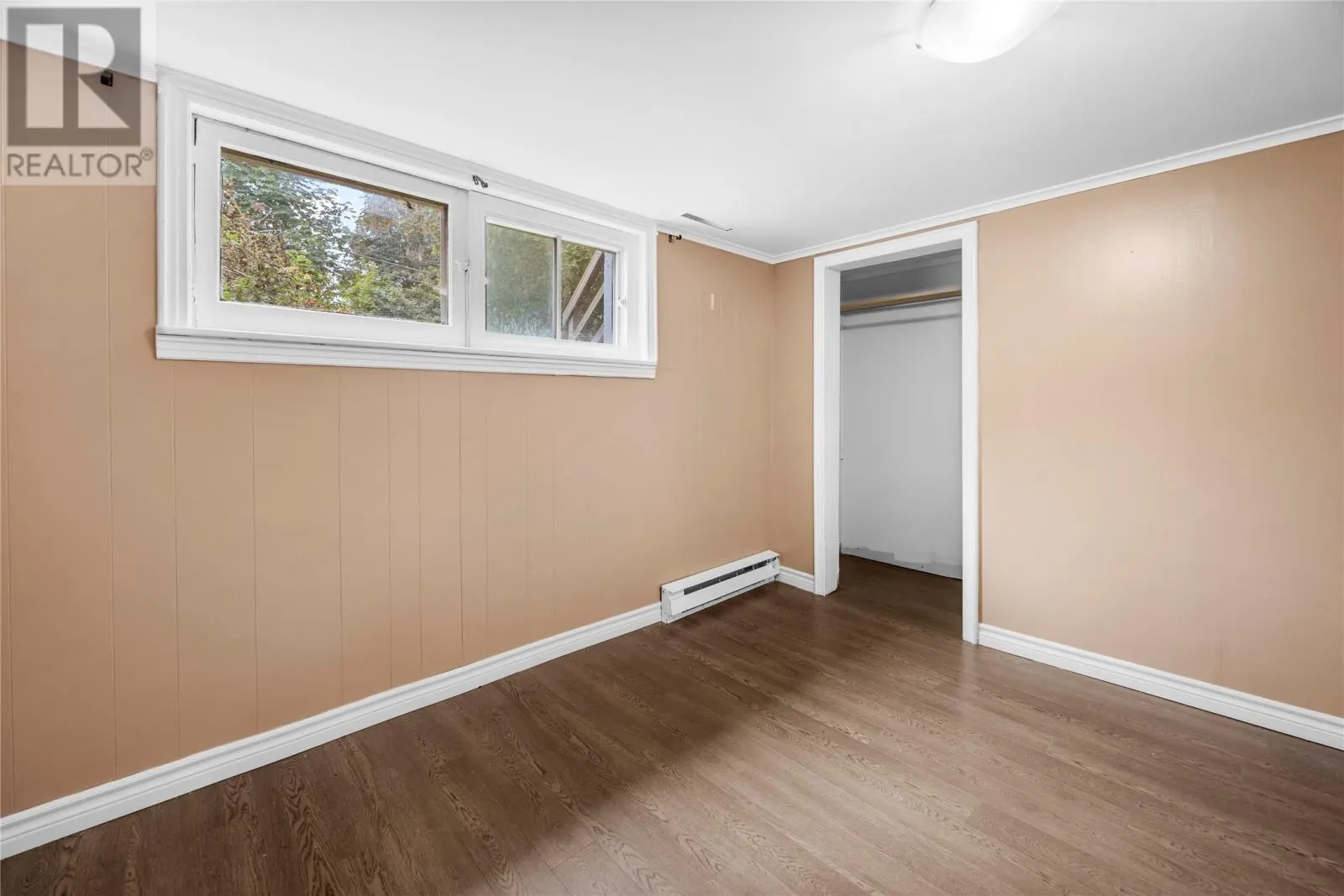 11 Anderson Avenue