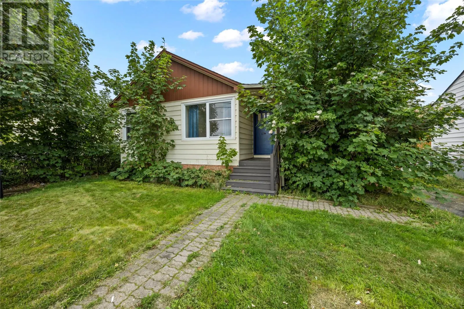 11 Anderson Avenue