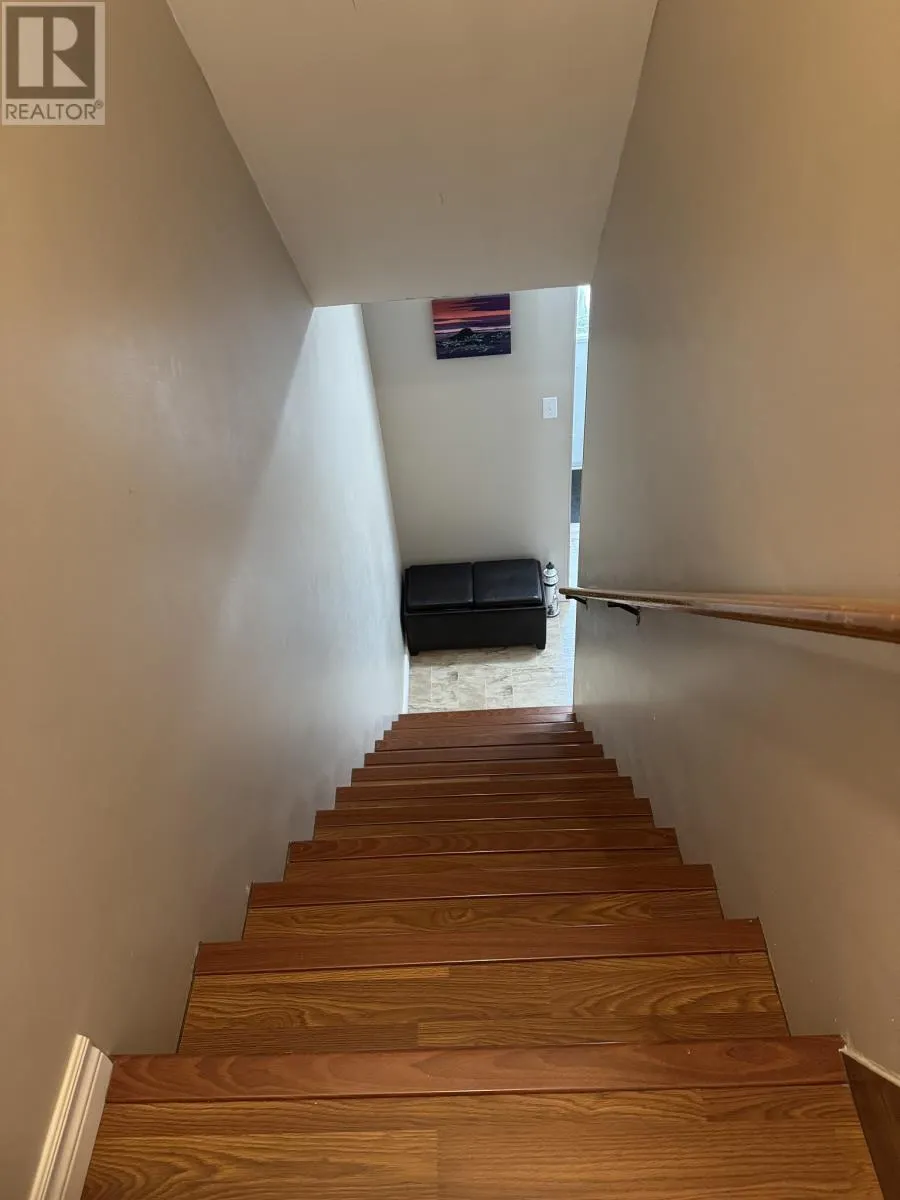 30 Wood Crescent